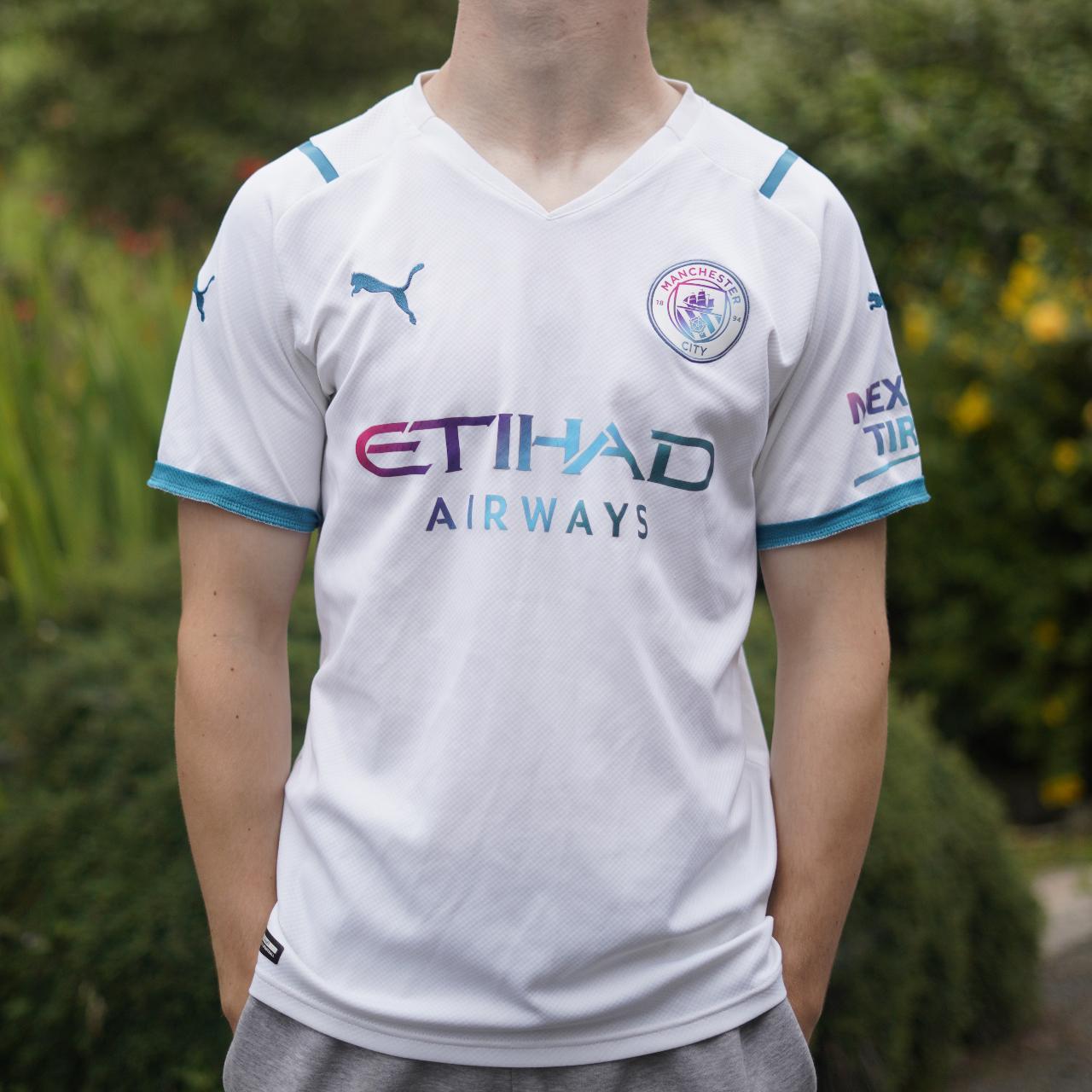 2021/22 Manchester City Away Shirt by Size Medium – The Mixer