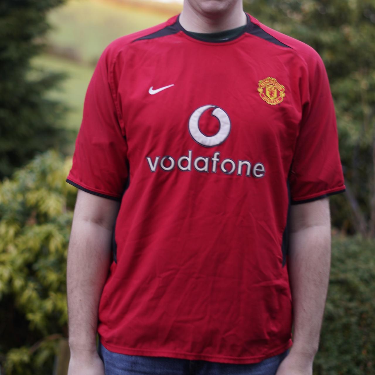 2002/04 Manchester United Home Shirt by Nike - Ronaldo #7. Size Large