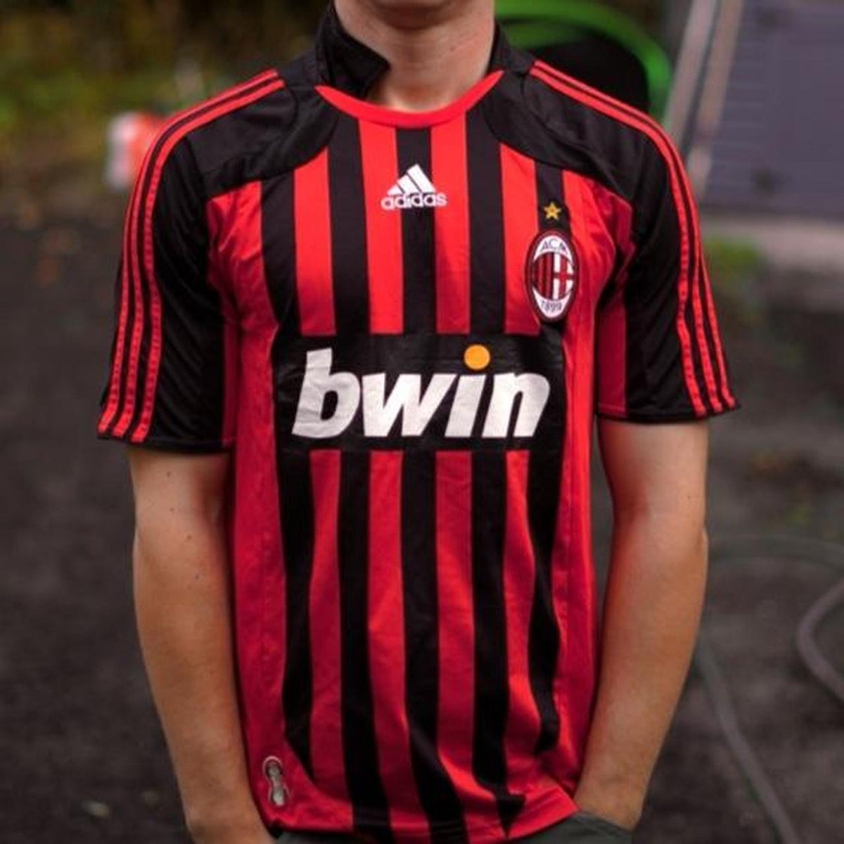 2007/08 AC Milan Home Shirt by Adidas - Kaka #22. Size Small