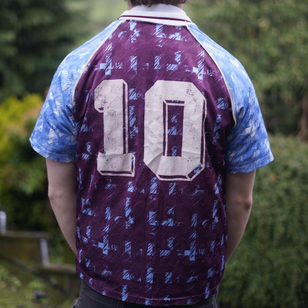 1991/92 Burnley Home Shirt by Ribero. Size Small