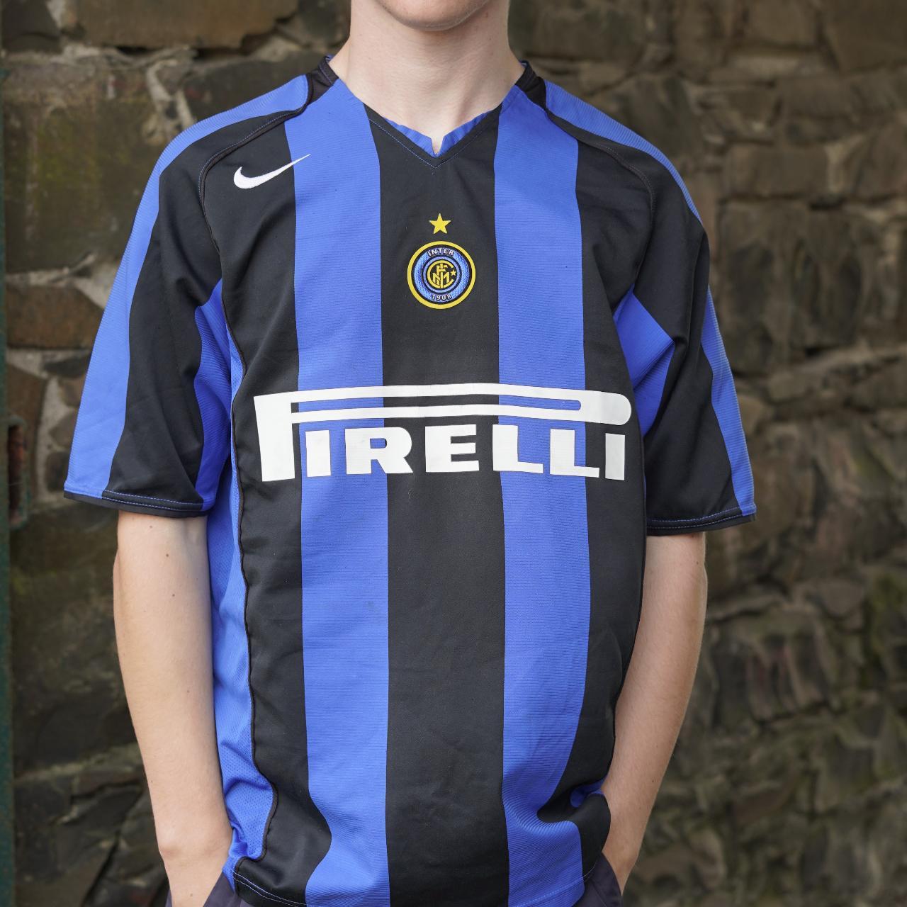 2004/05 Inter Milan Home Shirt by Nike. Size Medium.