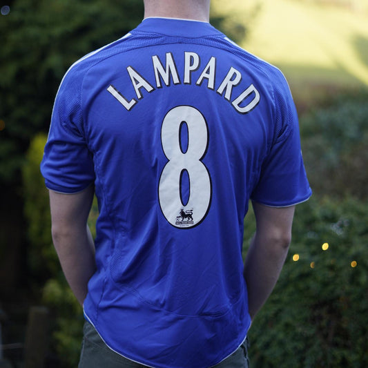 2006/07 Chelsea Home Shirt by Adidas - Lampard #8. Size Medium