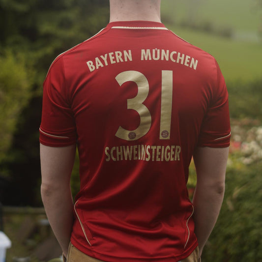 2012/13 Bayern Munich Home Shirt by Adidas - Schweinsteiger #31. Size Small