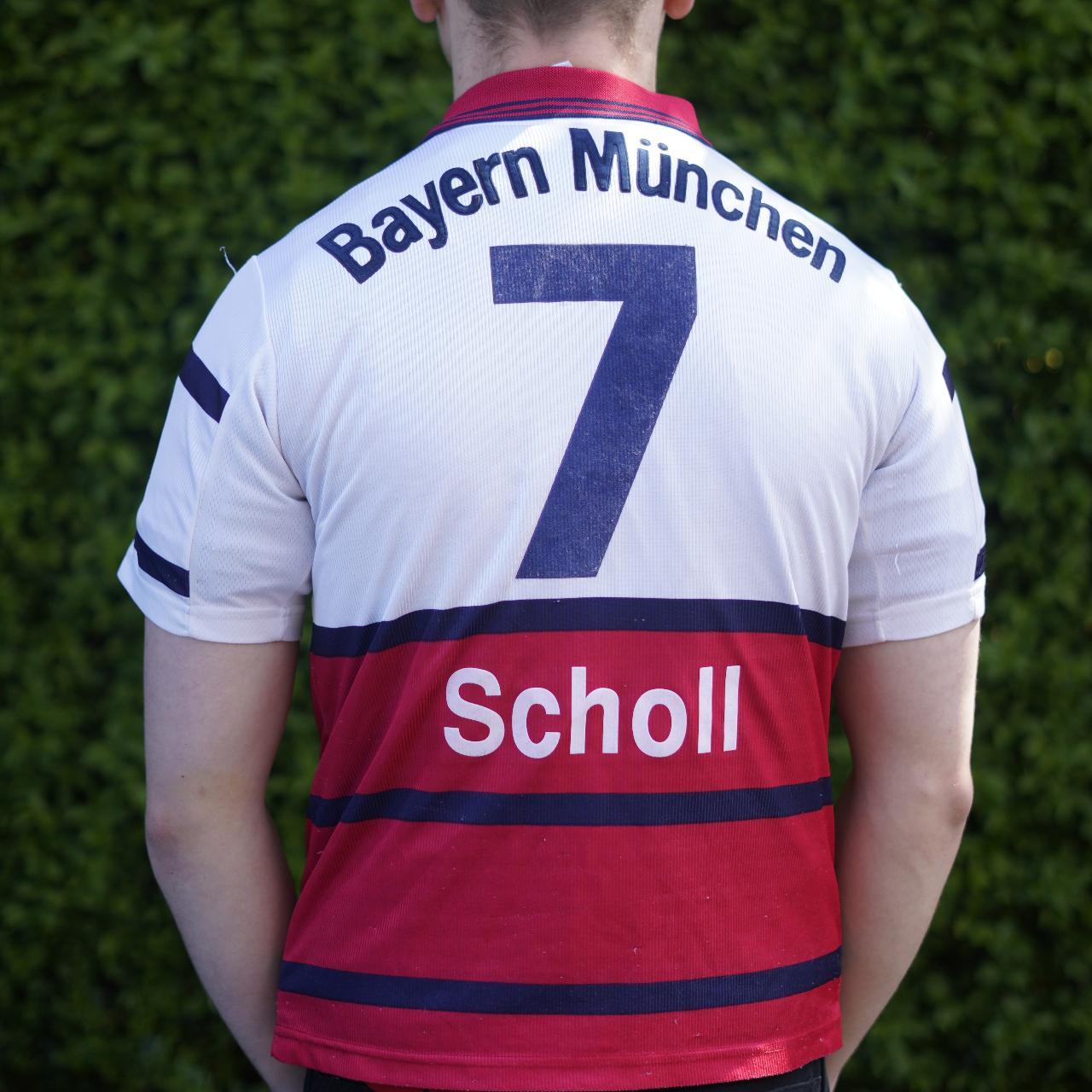 1998/00 Bayern Munich Away Shirt by Adidas - Scholl #7. Size Small