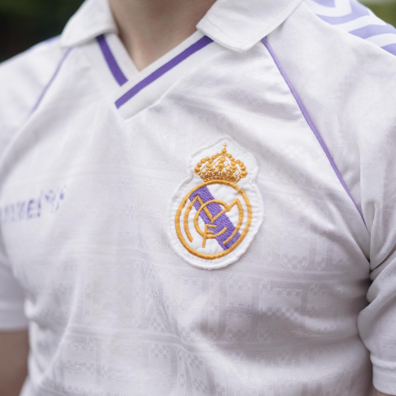 1986-88 Real Madrid Home Shirt by Hummel. Size Small