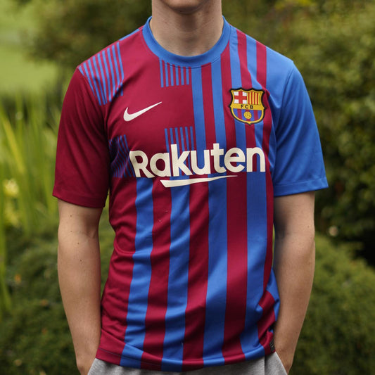 2021/22 Barcelona Home Shirt by Nike. Size Medium