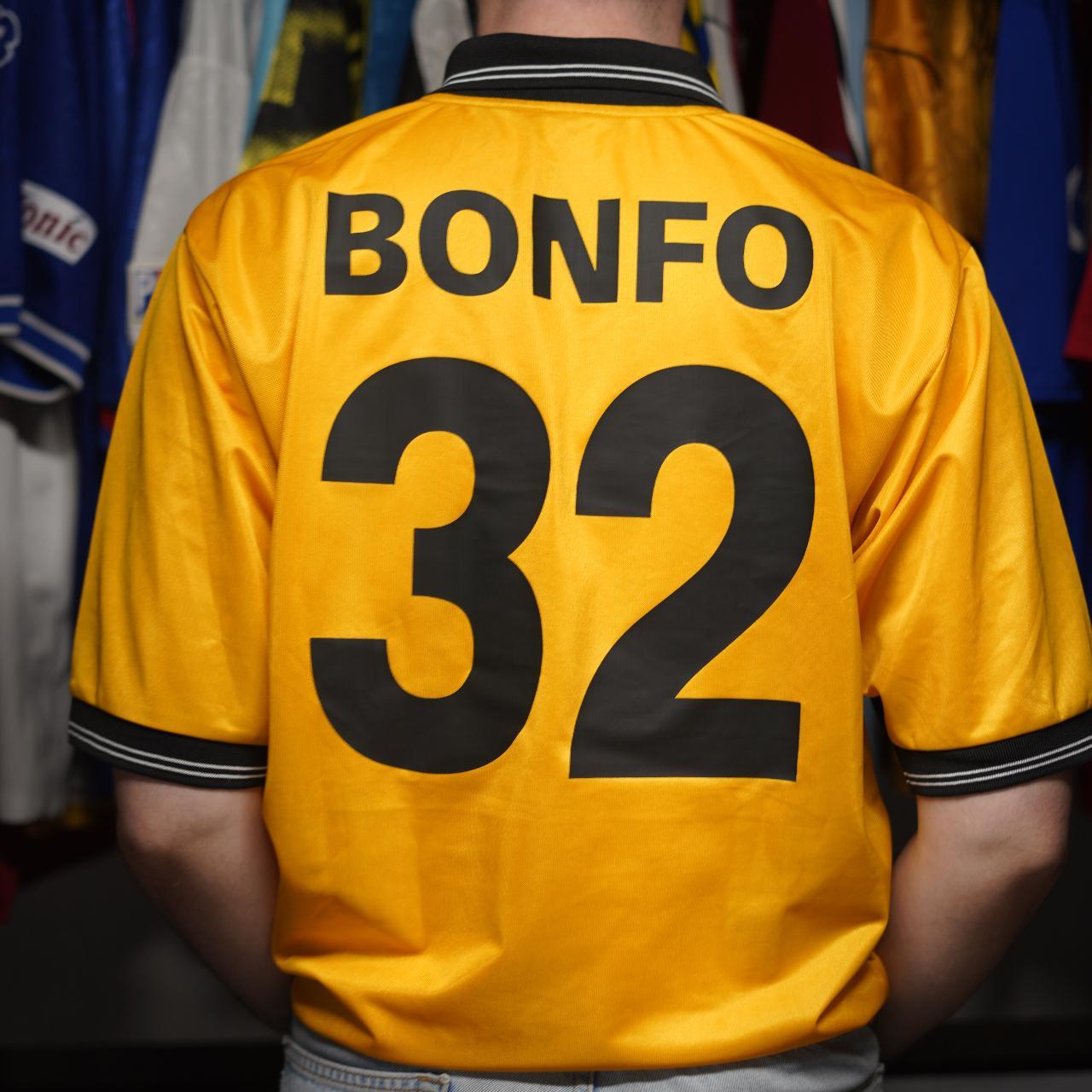 'Bonfo' Mixer FC Shirt by Nike. Size XL.