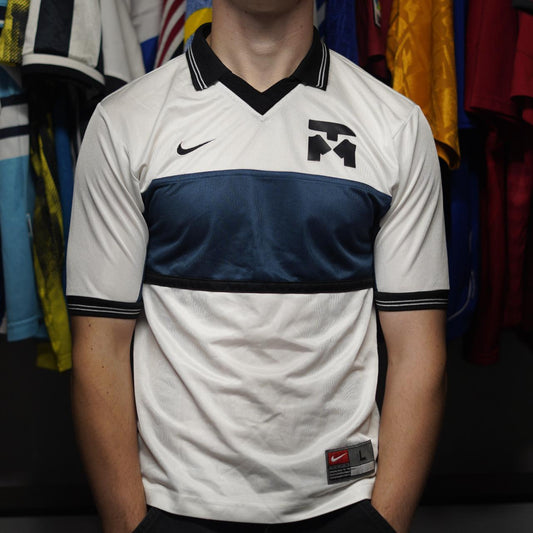 'The Hoop' Mixer FC Shirt by Nike. Size XS.