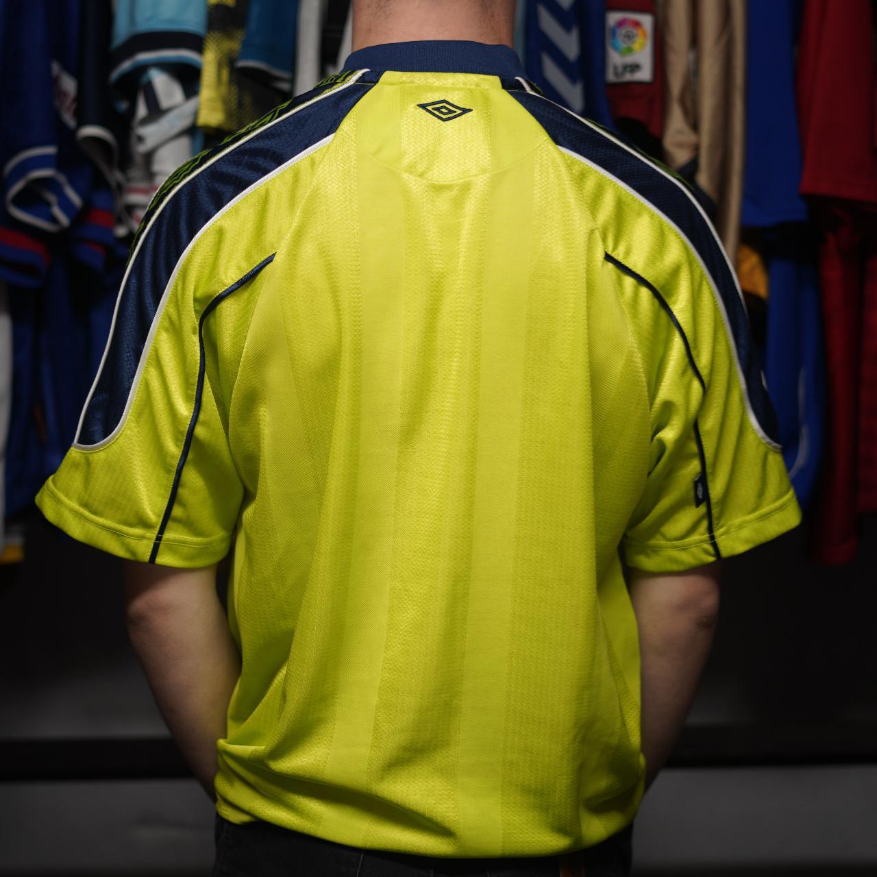 'The Lime' Mixer FC Shirt by Umbro. Size Medium.