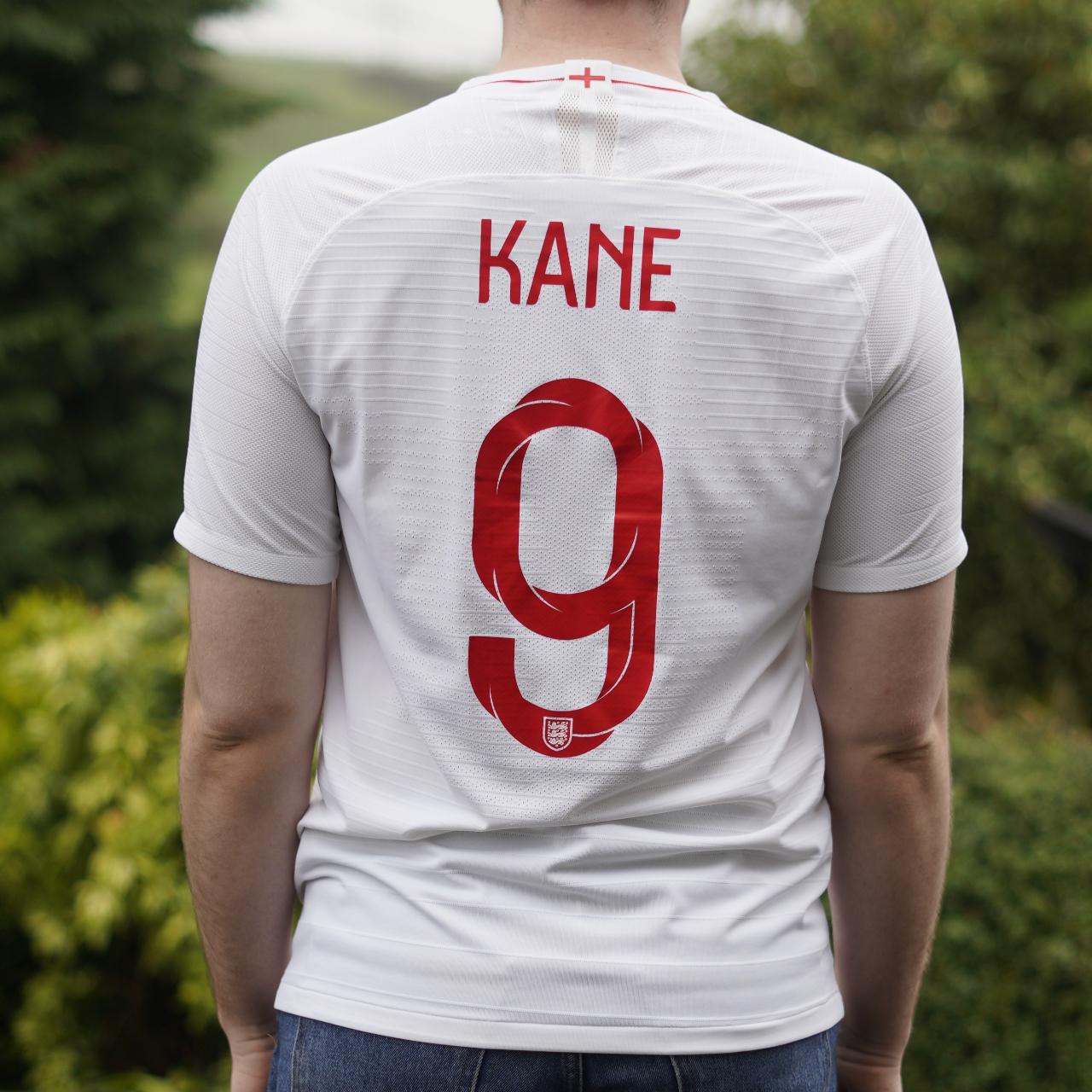 2018 England Home Shirt by Nike - Kane #9 (Player Spec). Size Large