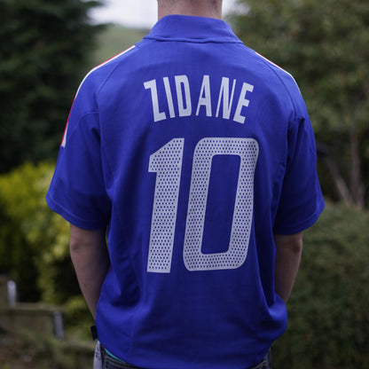 2004 France Home Shirt by Adidas - Zidane #10. Size Medium