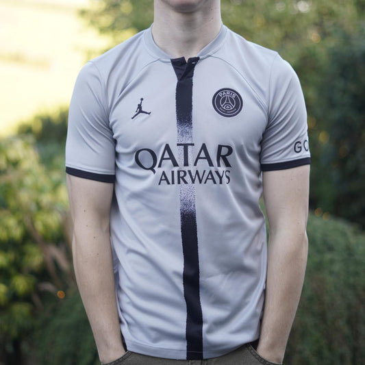 2022/23 Paris Saint Germain Away Shirt by Nike. Size XS