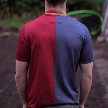 2008/09 Barcelona Home Shirt by Nike. Size XS