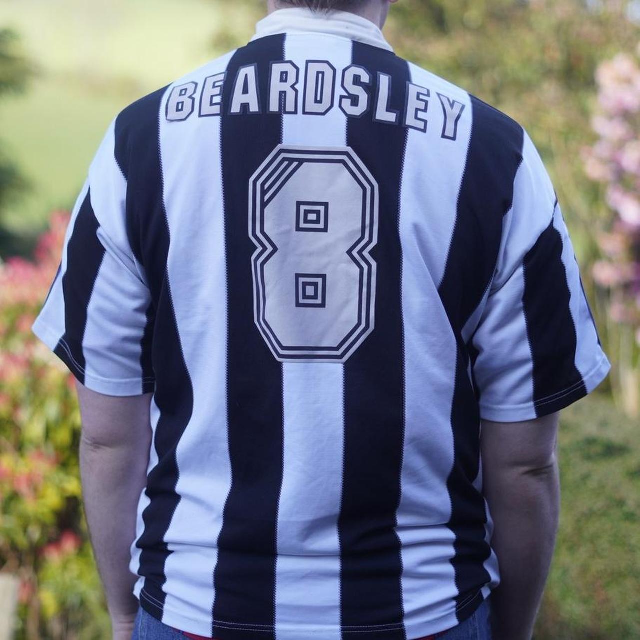 1995/97 Newcastle United Home Shirt by Adidas Beardsley #8. Size Large
