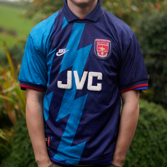 1995/96 Arsenal Away Shirt by Nike. Size Medium