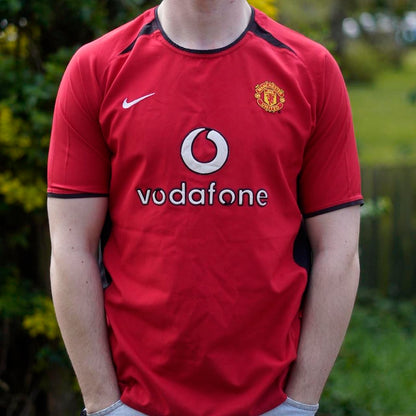 2002/04 Manchester United Home Shirt by Nike - Ronaldo #7. Size XS