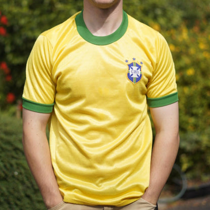 1979/81 Brazil Home Shirt by Umbro. Size Medium
