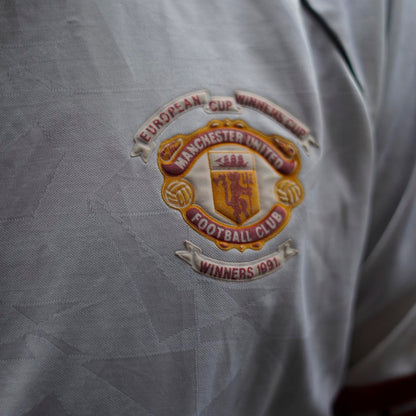 1990/91 Manchester United Away Shirt (Cup Winner's Cup). Size XL