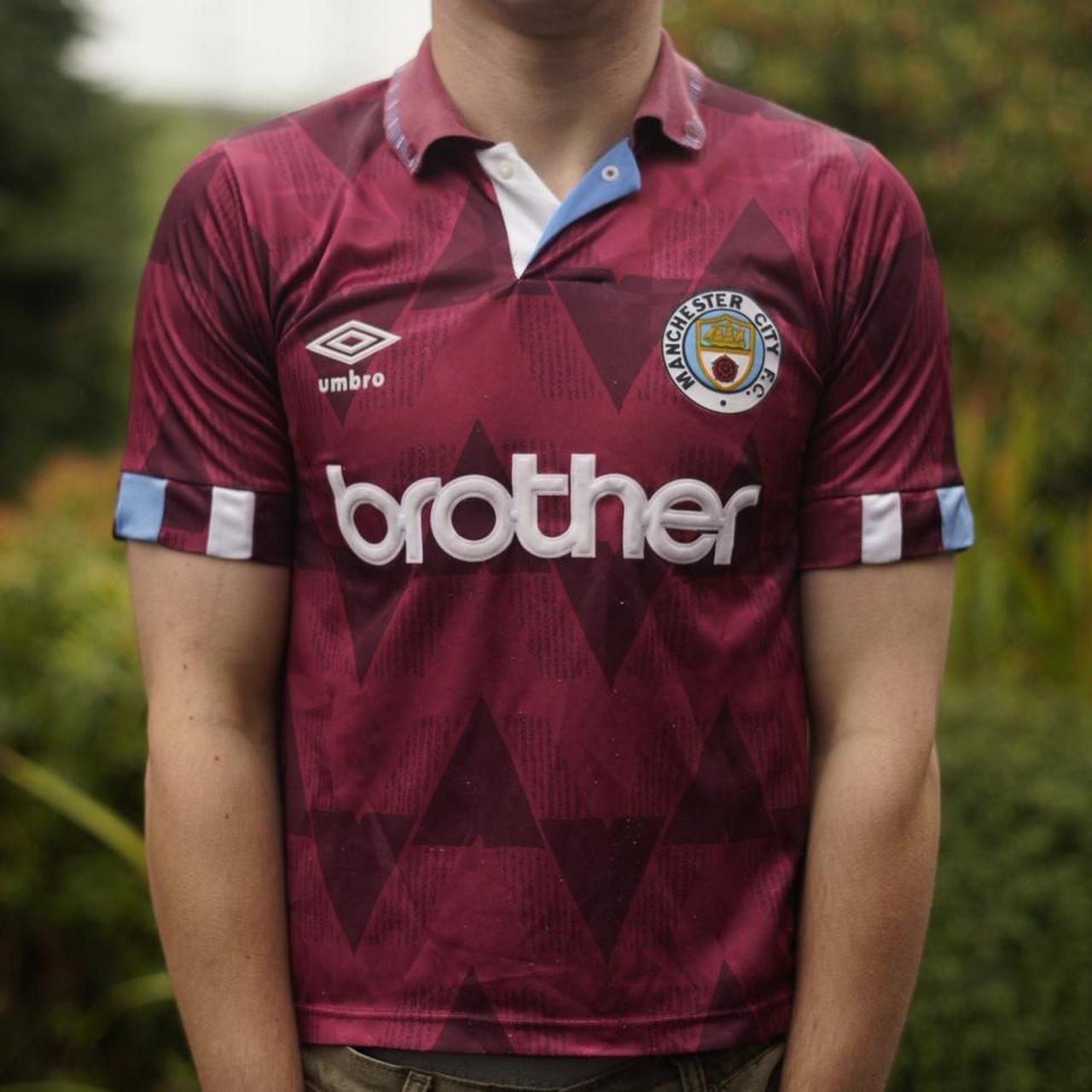 1990/92 Manchester City Away Shirt by Umbro. Size XS