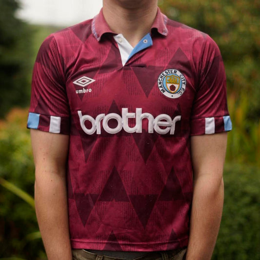 1990/92 Manchester City Away Shirt by Umbro. Size XS