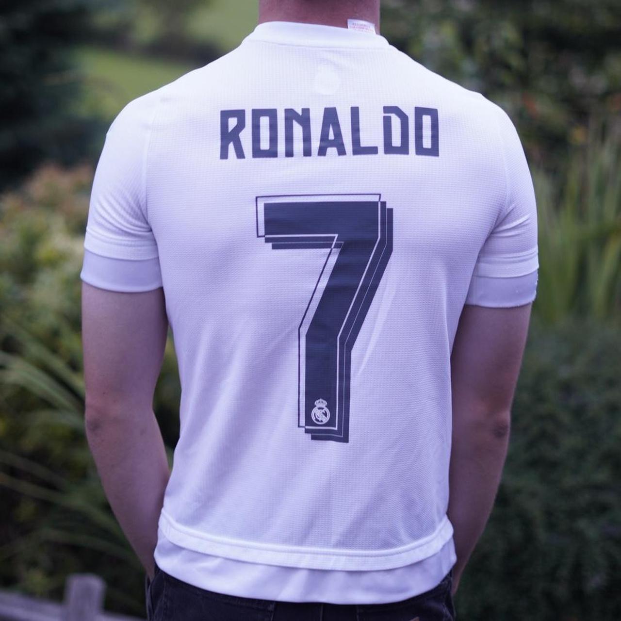 2015/16 Real Madrid Home Shirt by Adidas - Ronaldo #7. Size XS