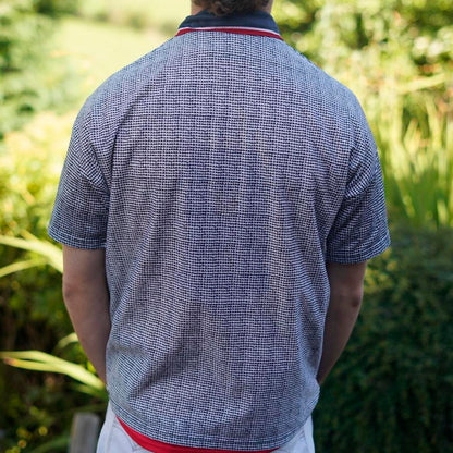 1994/95 Manchester United Away Shirt by Umbro. Size Medium