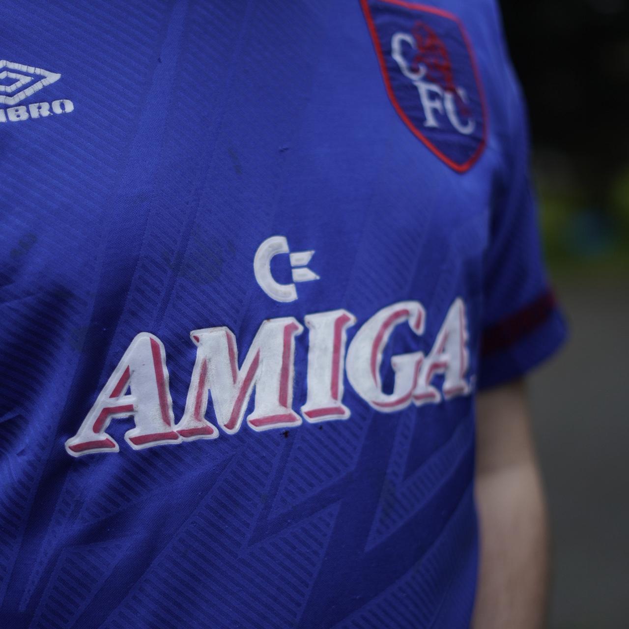 1994/95 Chelsea Home Shirt by Umbro - Wise #11. Size Large