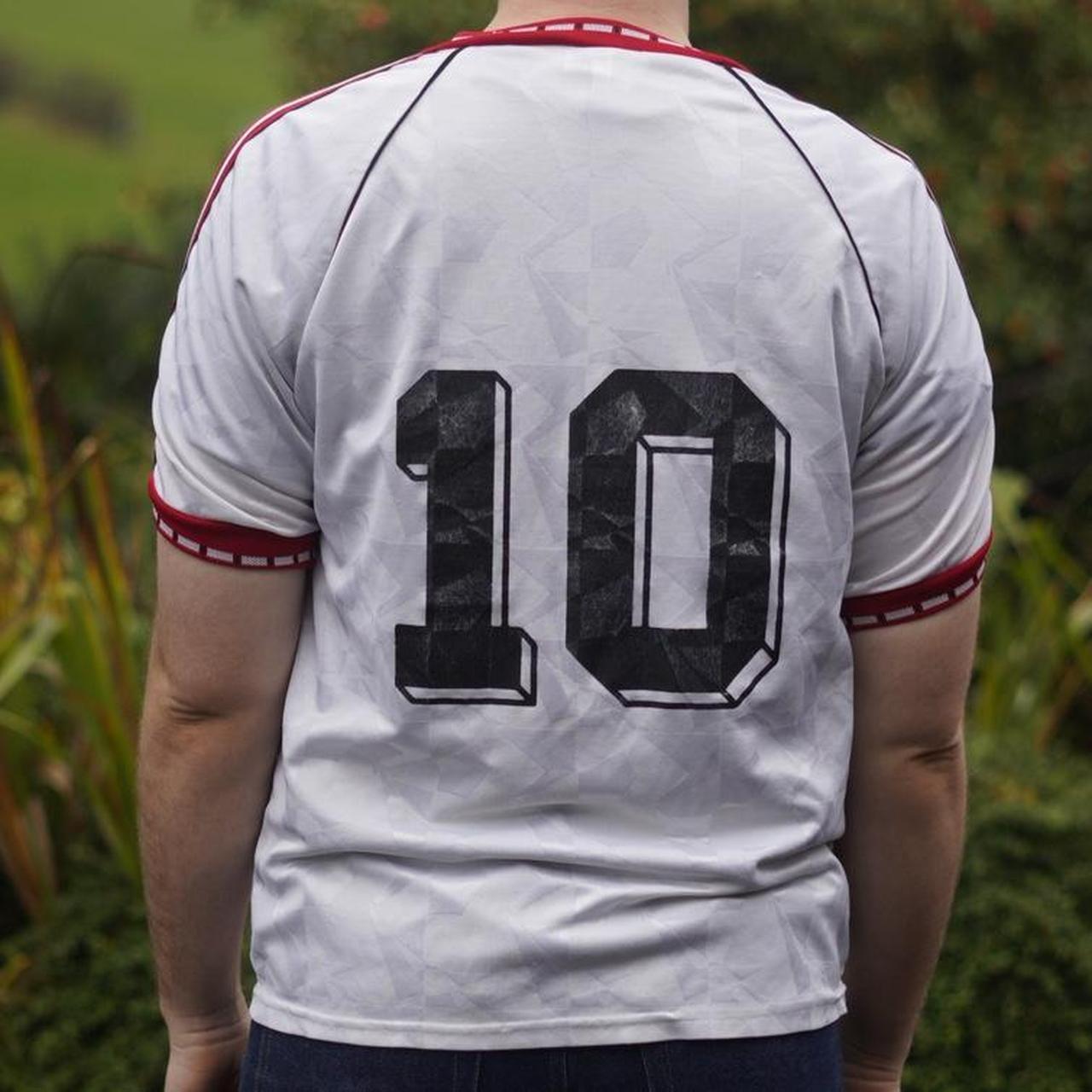 1990/91 Manchester United Away Shirt (Cup Winner's Cup). Size XL