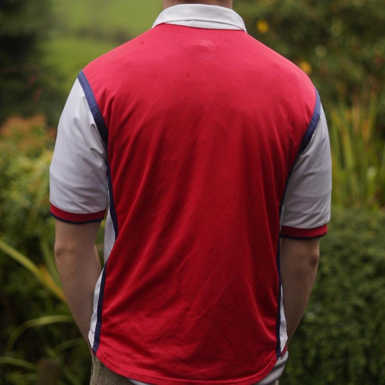 1998/99 Arsenal Home Shirt by Nike. Size Small