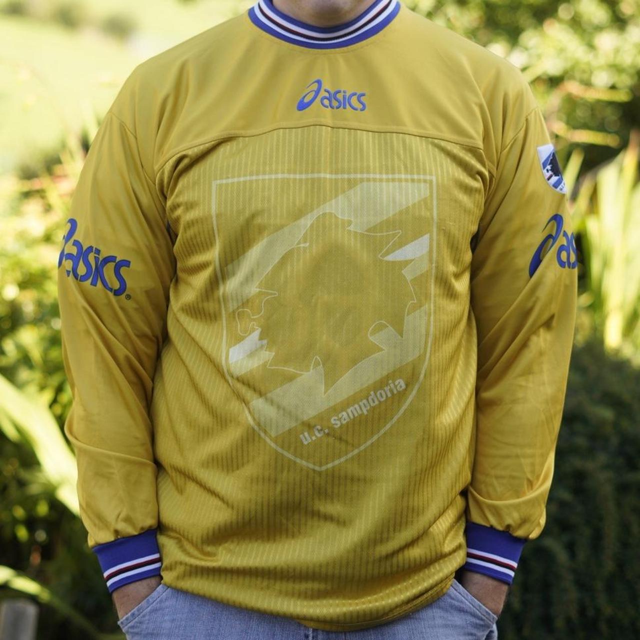 90's Sampdoria Training Shirt by ASICS. Size XL