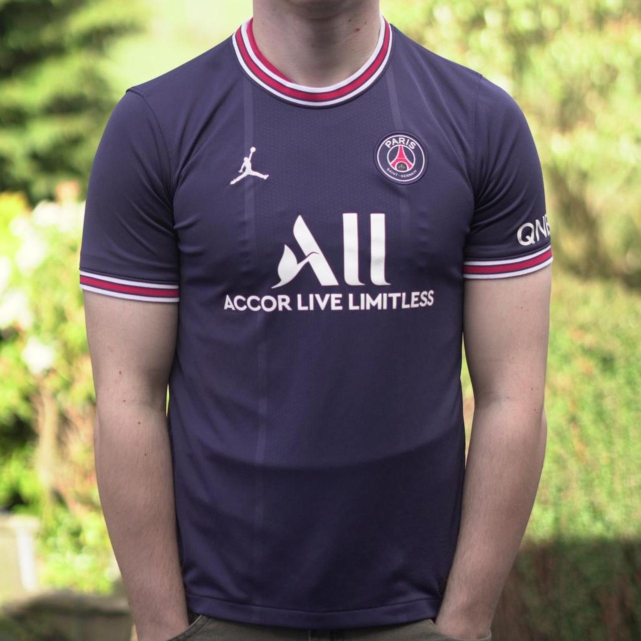 2020/21 Paris Saint Germain Home Shirt by Nike - Messi #30. Size XS