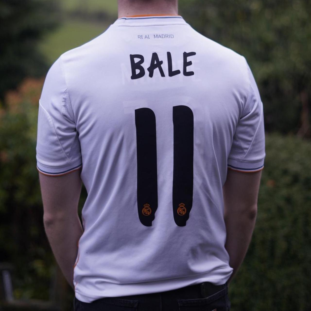 2013/14 Real Madrid Home Shirt by Adidas - Bale #11. Size XS