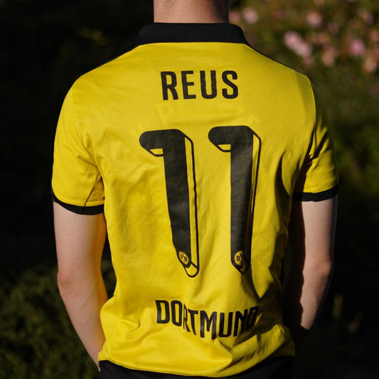 2015/16 Borussia Dortmund Home Shirt by Puma - Reus #11. Size Small