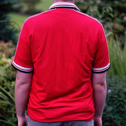 1998/99 Manchester United Home Shirt by Umbro. Size Large