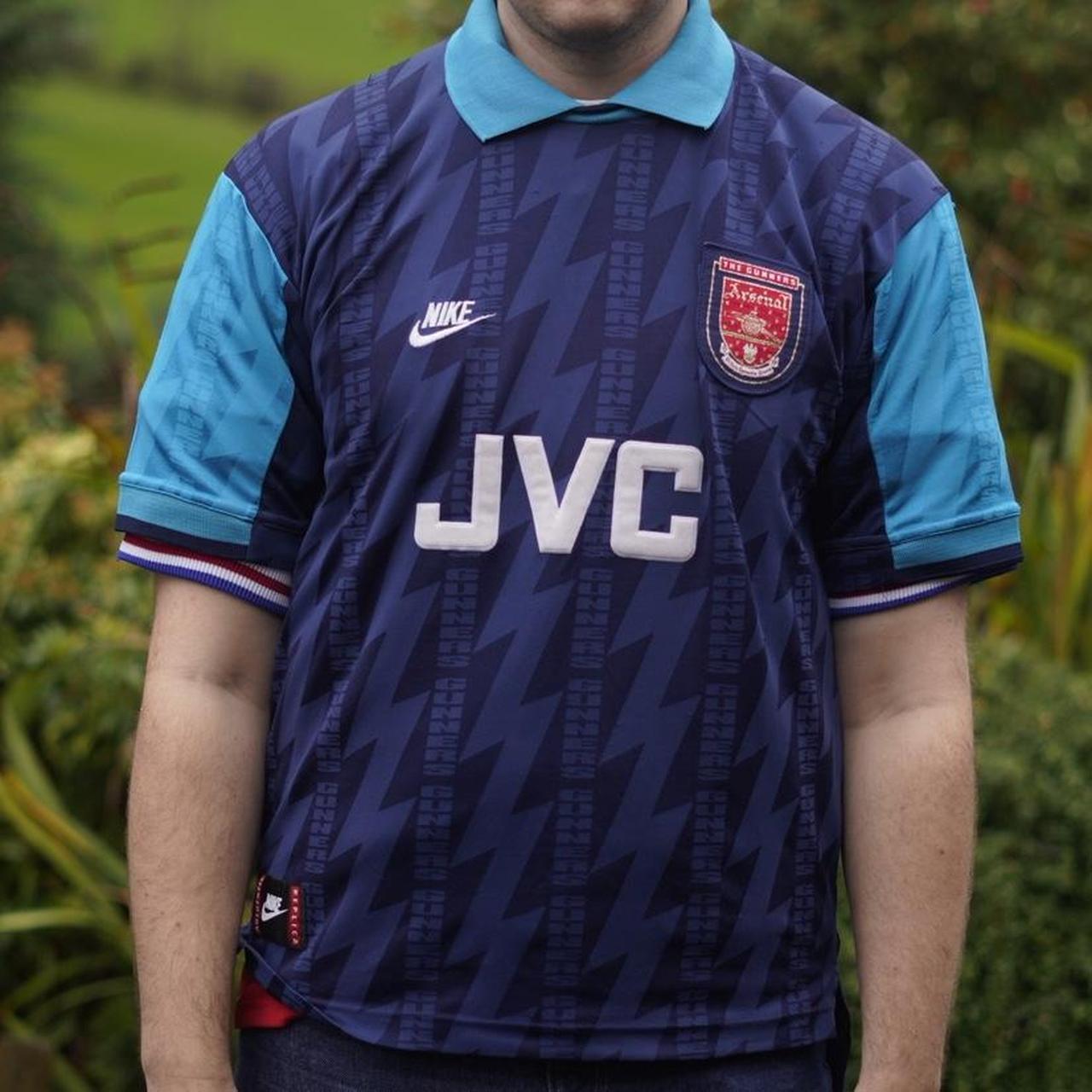 1994/95 Arsenal Away Shirt by Nike. Size XL