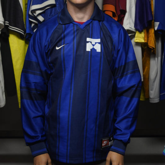 'Two-tone' Mixer FC Shirt by Nike. BNWT. Size Medium