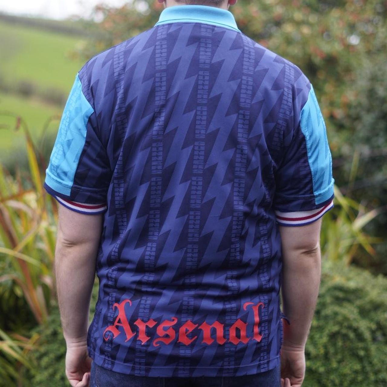 1994/95 Arsenal Away Shirt by Nike. Size XL