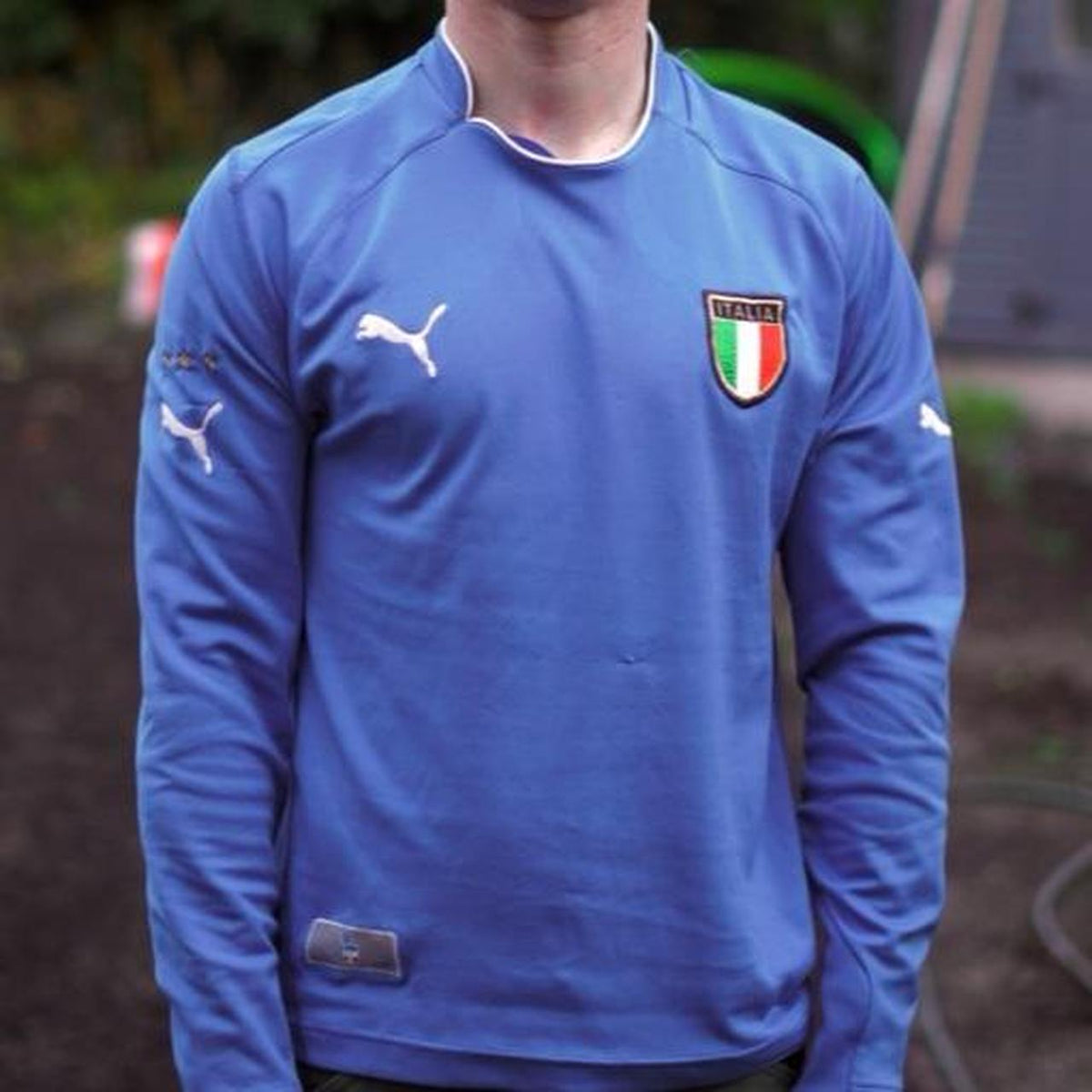 2000 Italy Home Shirt by Puma. Size Small