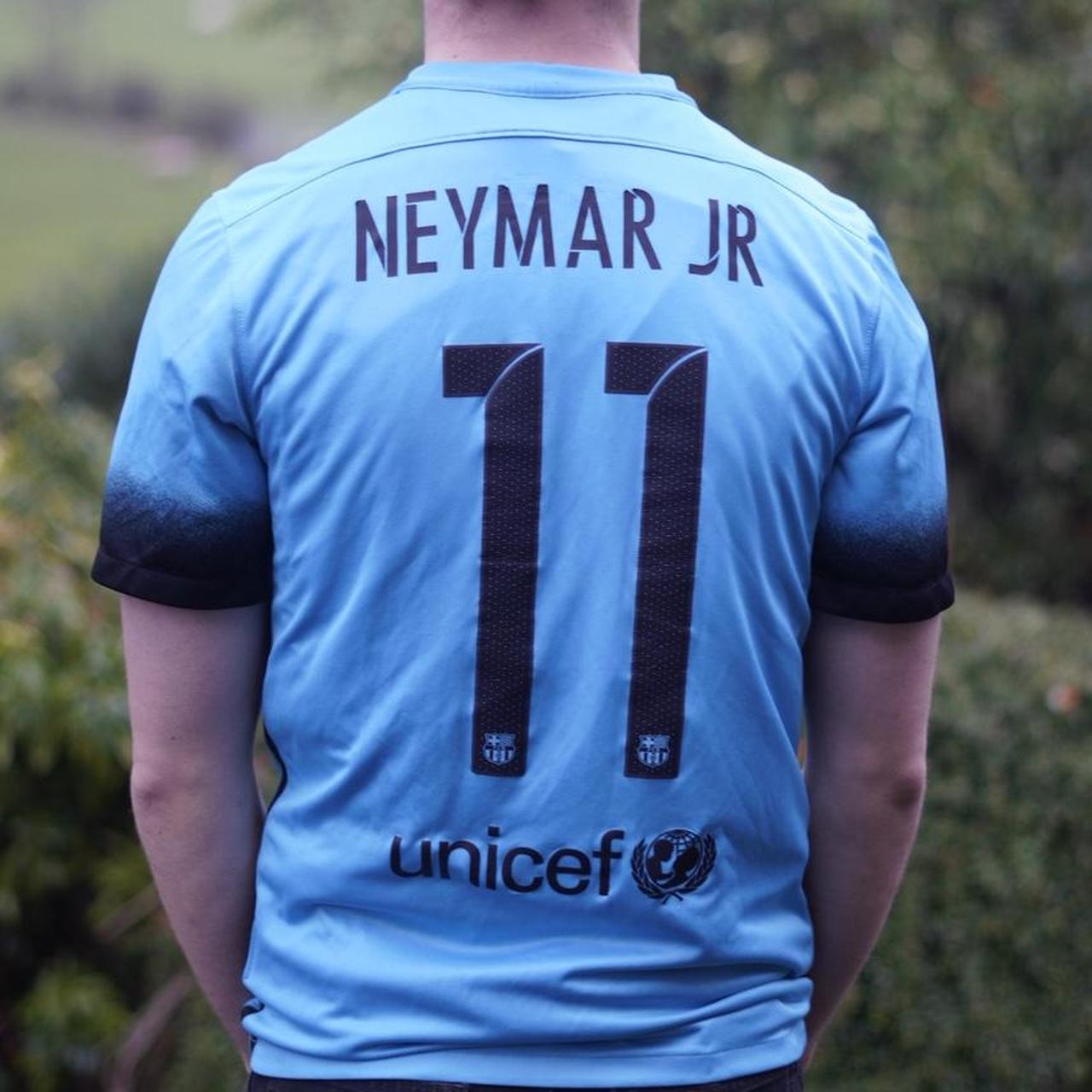 2015/16 Barcelona Third Shirt by Nike - Neymar Jr #11. Size Small