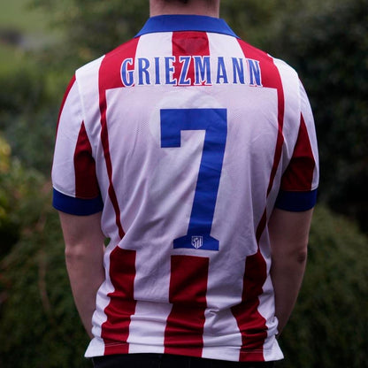 2014/15 Match Issue Atletico Madrid Home Shirt by Nike - Griezmann #7. Size Medium