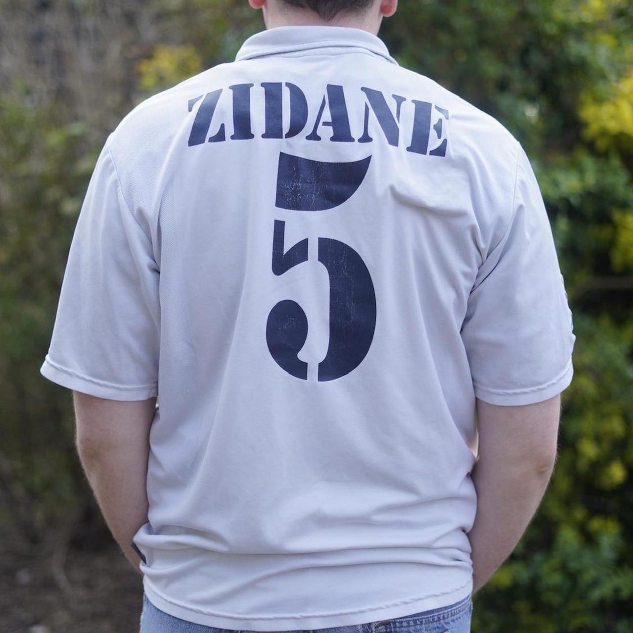 2002/03 Real Madrid Home Shirt by Adidas - Zidane #5. Size XL
