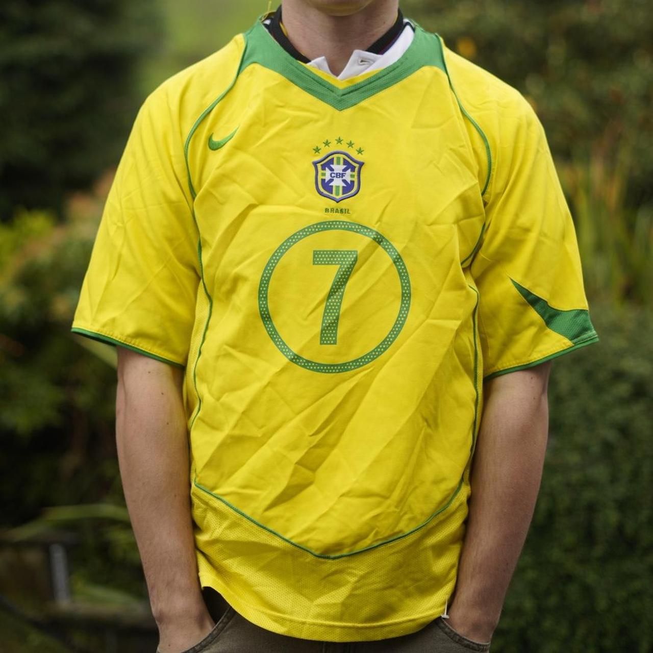 2004 Brazil Home Shirt by Nike - Ronaldinho #7. Size Medium