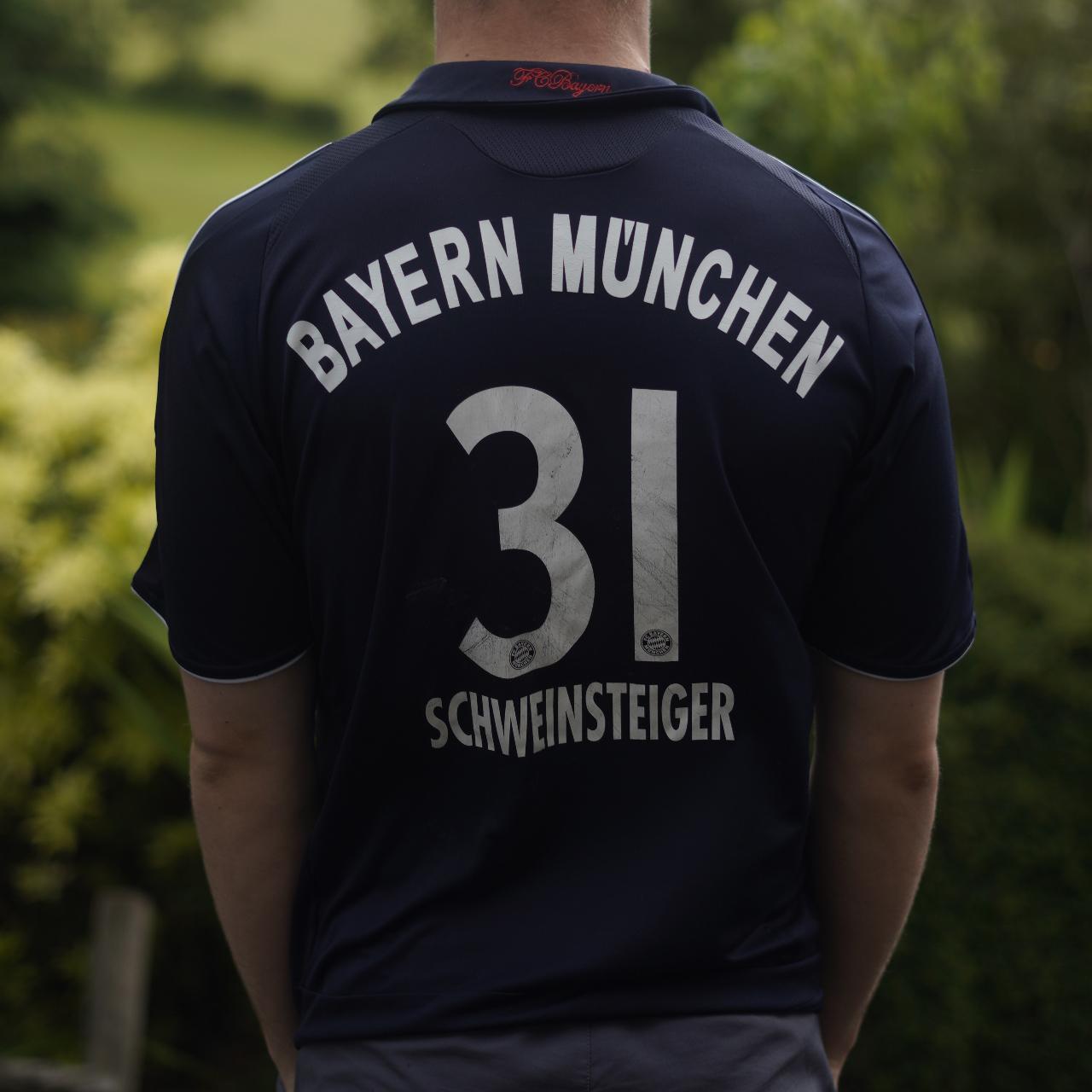 2008/09 Bayern Munich Away Shirt by Adidas - Schweinsteiger #31. Size Small