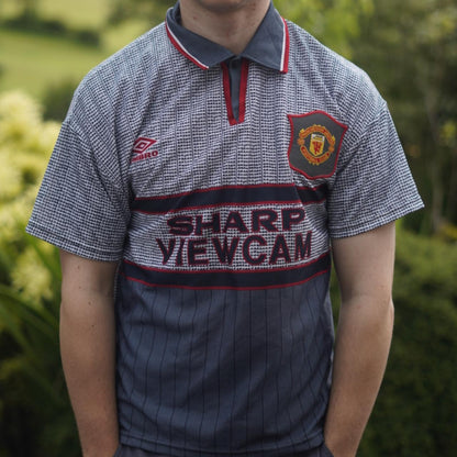 1995/96 Manchester United Away Shirt by Umbro. Size Small