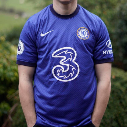 2019/20 Chelsea Home Shirt by Nike - Pulisic #10. Size Medium